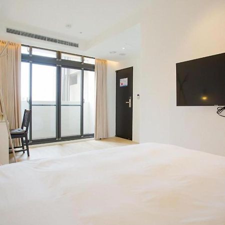 Mini West Hotel Đài Trung Ngoại thất bức ảnh